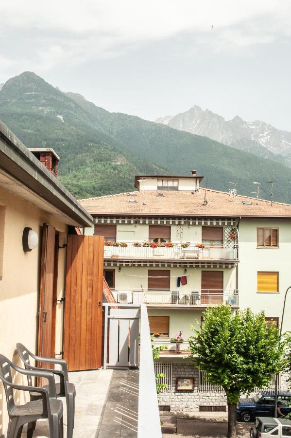 Appartamenti Edolo - A 20 Minuti Da Ponte Di Legno E Aprica Exterior photo